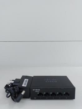 Cisco SF110D-05 5 Port 10/100 Desktop Switch